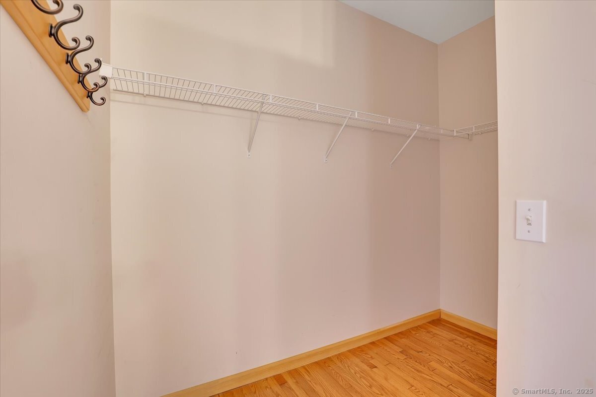 South Windsor, Connecticut 06074, United States, 2 Bedrooms Bedrooms, ,2 BathroomsBathrooms,Residential,Active,179296