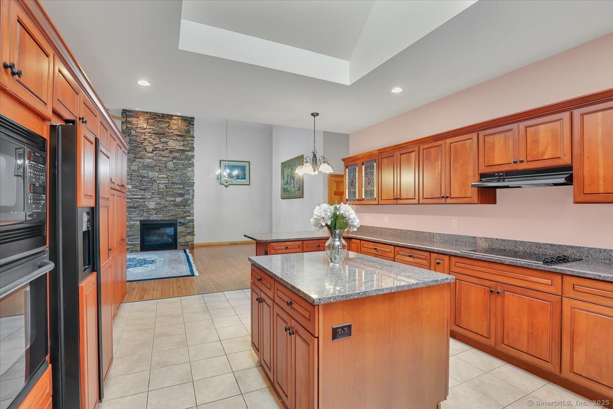 South Windsor, Connecticut 06074, United States, 2 Bedrooms Bedrooms, ,2 BathroomsBathrooms,Residential,Active,179296