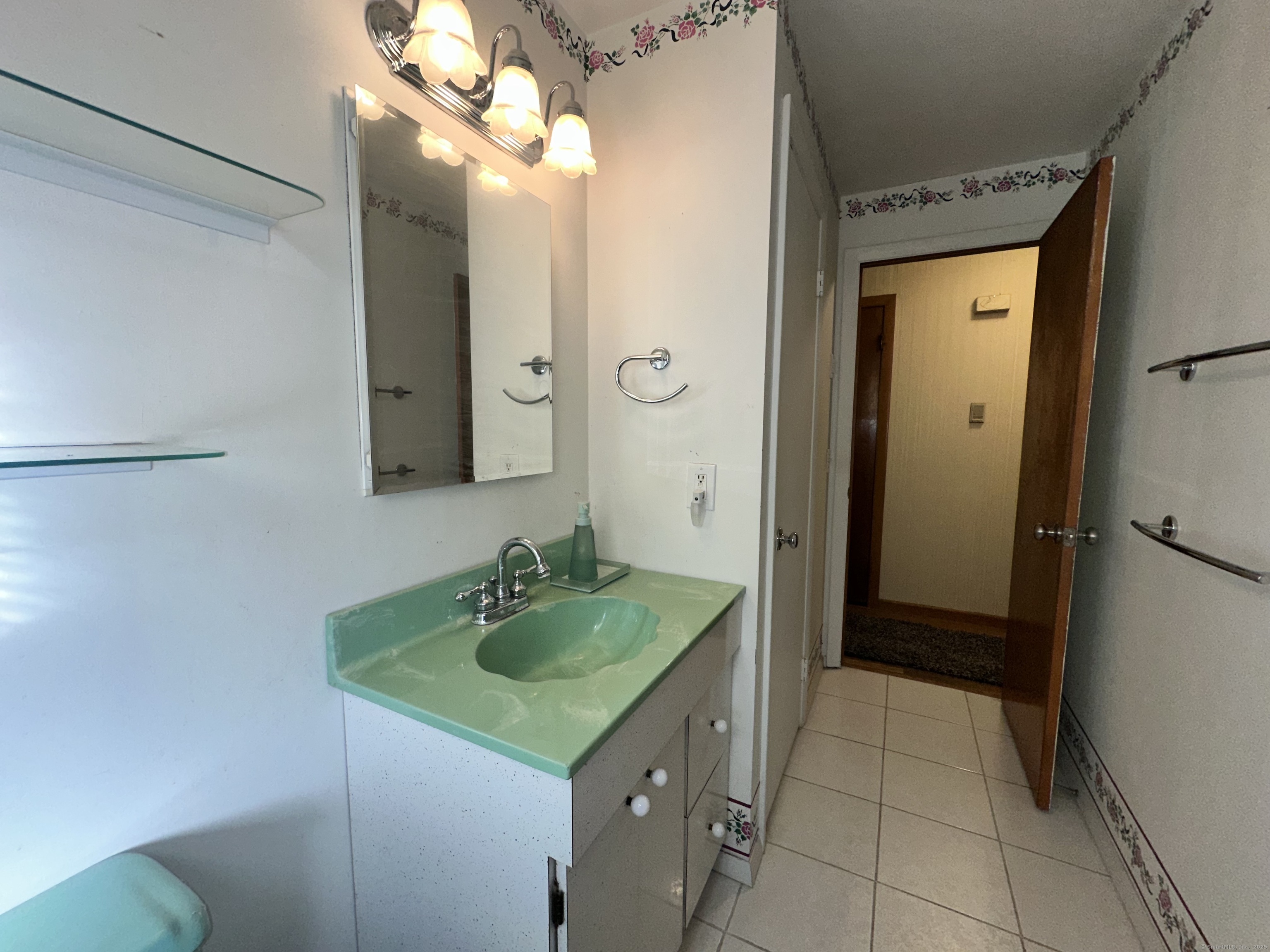 72 Deborah Road, Windsor Locks, Connecticut image 18