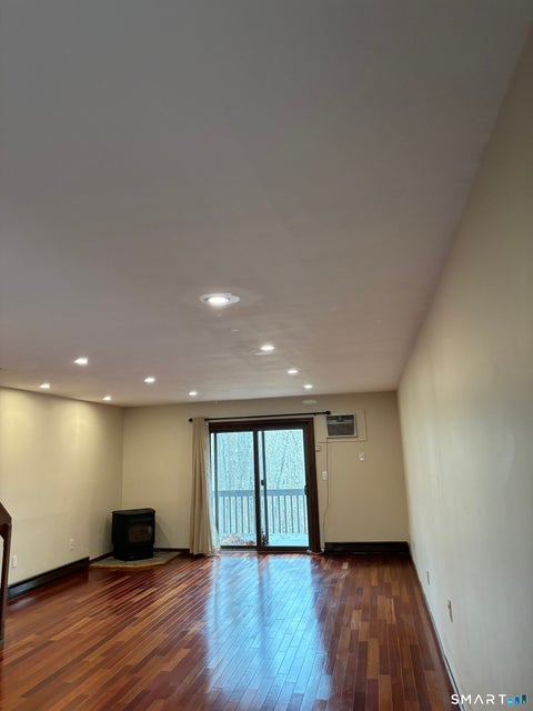 Tiny photo for 103 W Main Street #10, East Lyme, CT 06357 (MLS # 24206414)