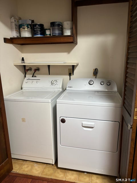 Tiny photo for 103 W Main Street #10, East Lyme, CT 06357 (MLS # 24206414)