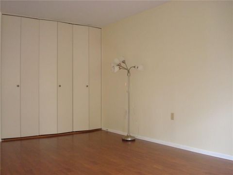 Tiny photo for 887 Farmington Avenue #APT 2K, West Hartford, CT 06119 (MLS # 24145804)