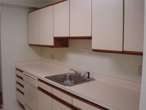 Tiny photo for 887 Farmington Avenue #APT 2K, West Hartford, CT 06119 (MLS # 24145804)
