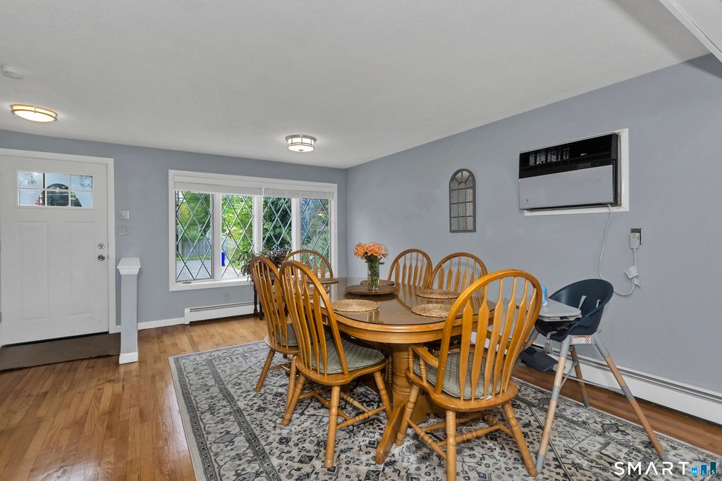 Photo of 10 Lin Sal Street, Windsor Locks, CT 06096 (MLS # 24173846)