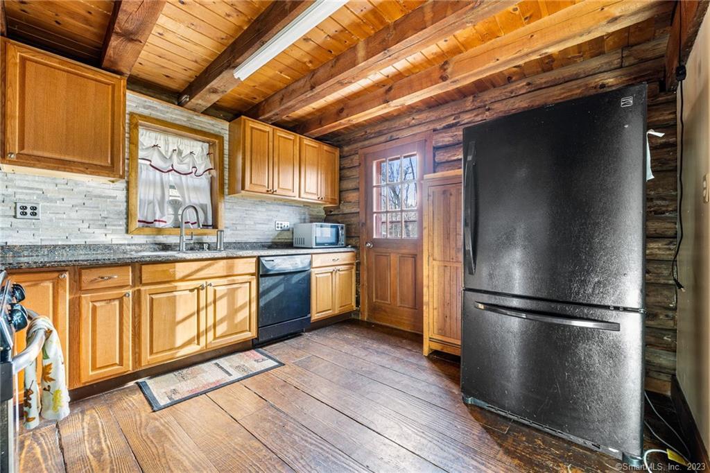 30 Hungerford Road East