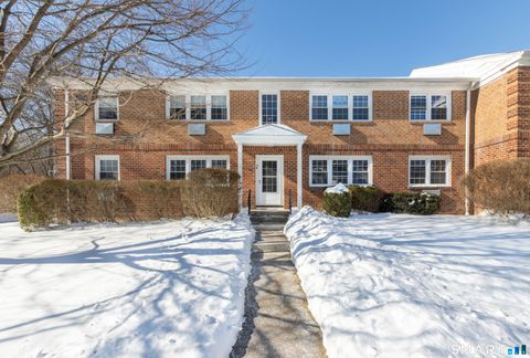 Tiny photo for 109 Katona Drive #18, Fairfield, CT 06824 (MLS # 24149887)