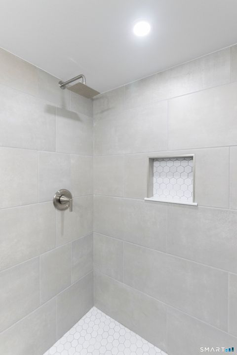 Tiny photo for 109 Katona Drive #18, Fairfield, CT 06824 (MLS # 24149887)