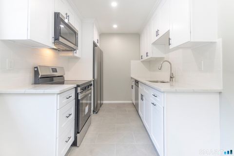 Tiny photo for 109 Katona Drive #18, Fairfield, CT 06824 (MLS # 24149887)