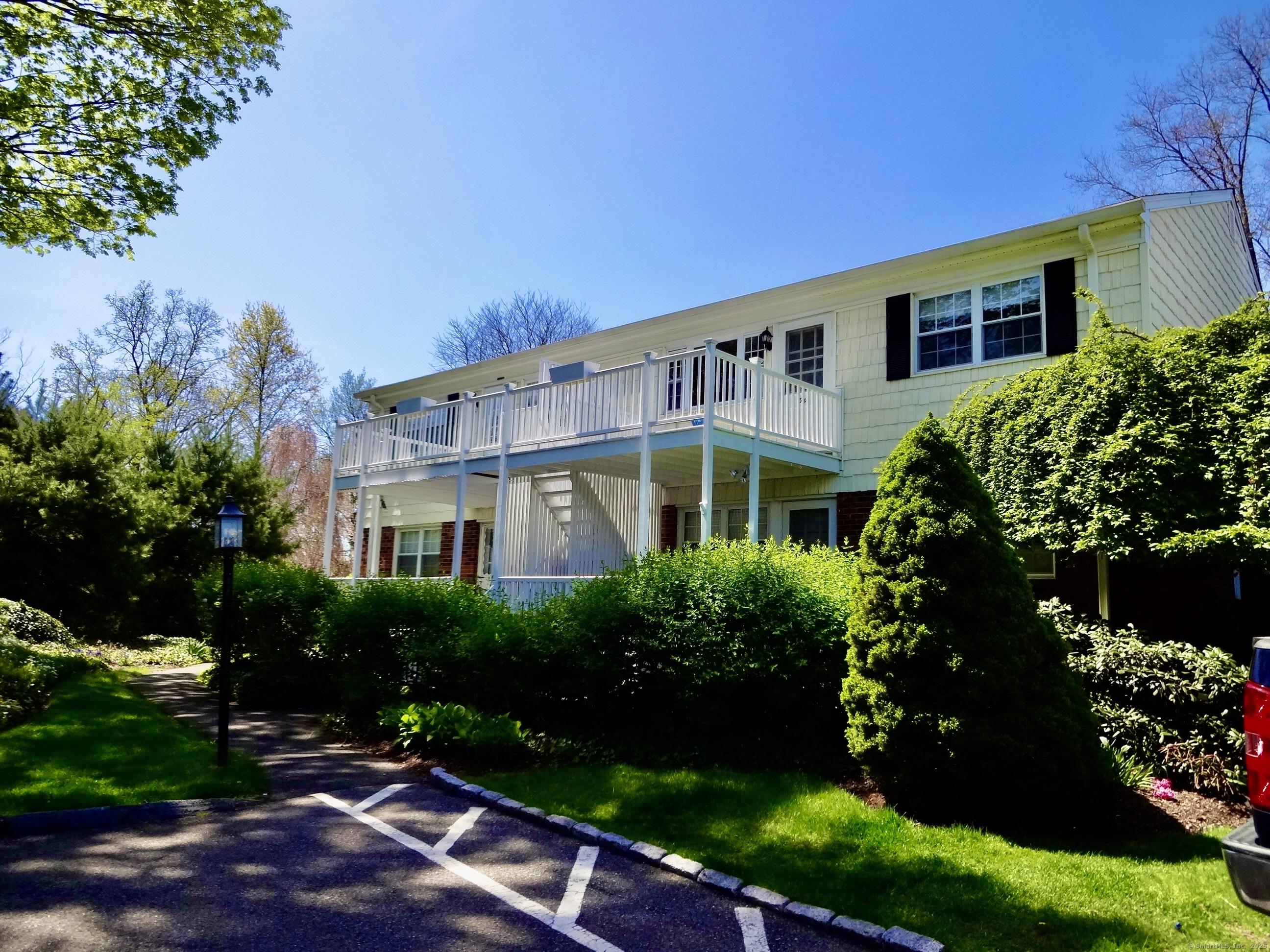 Property for Sale at Unquowa Road 35, Fairfield, Connecticut - Bedrooms: 1 
Bathrooms: 1 
Rooms: 3  - $430,000