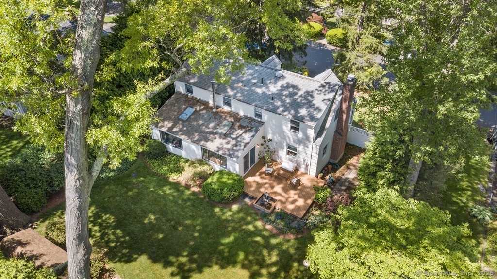 166 Dannell Drive, Stamford, Connecticut image 5