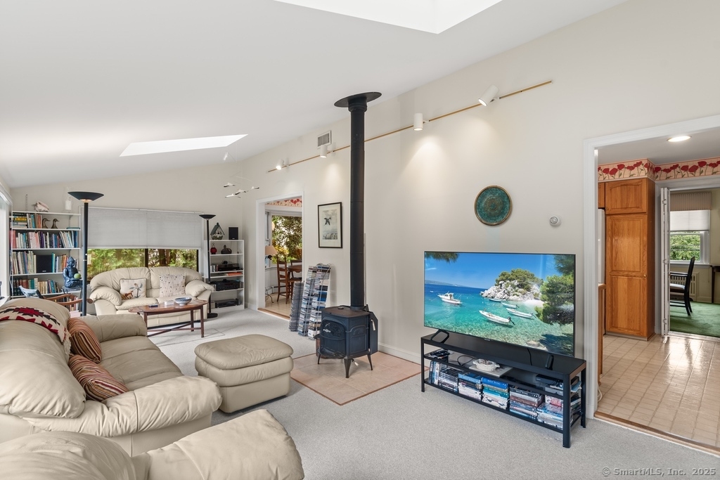 166 Dannell Drive, Stamford, Connecticut image 27