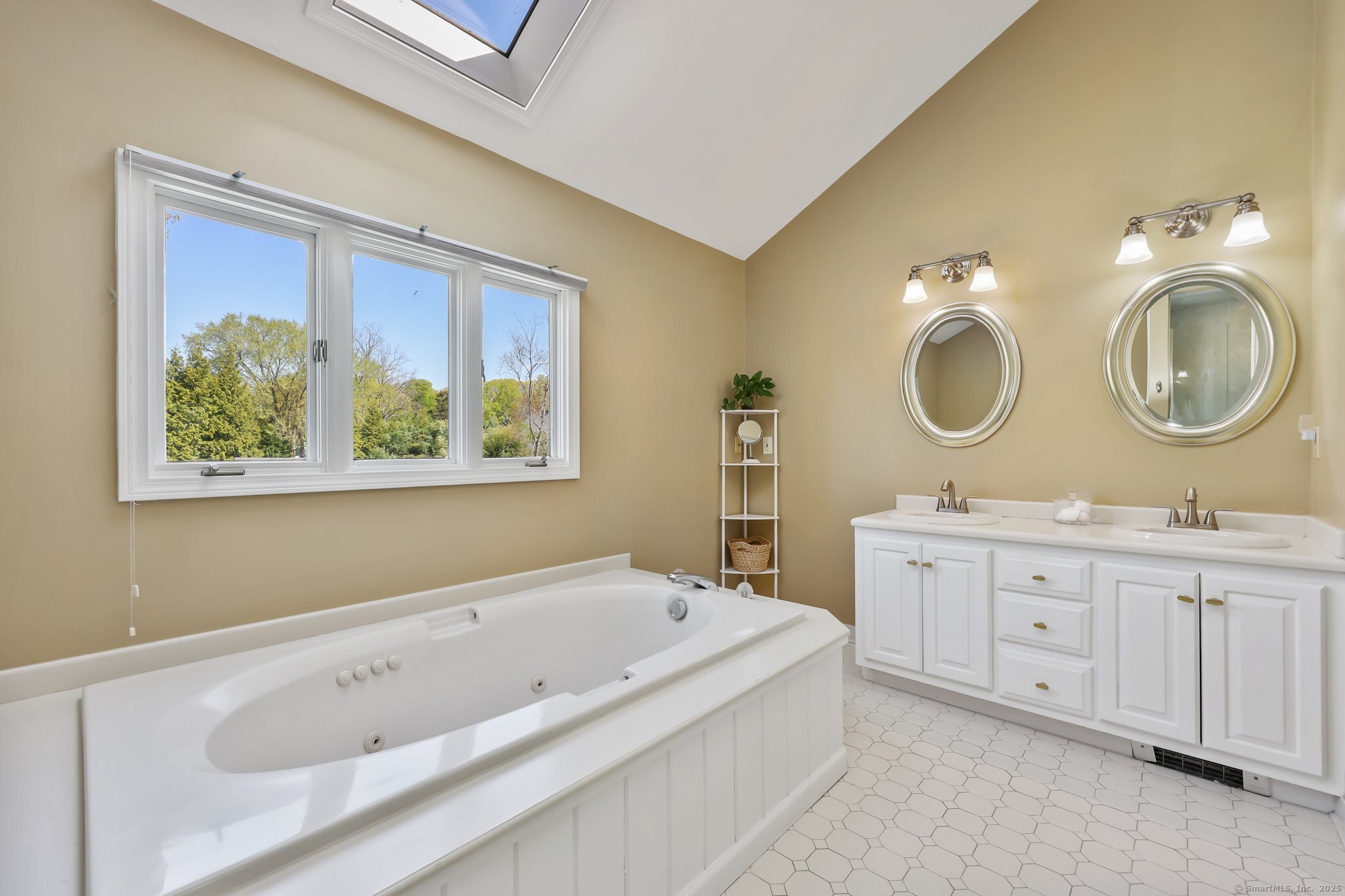 218 Elm Street, Fairfield, Connecticut image 18
