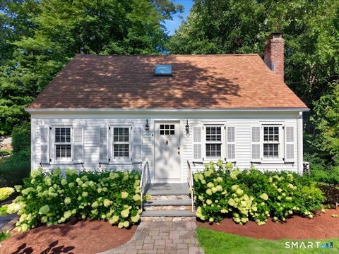 Photo of 40 Sunset Terrace, Essex, CT 06426 (MLS # 24197251)