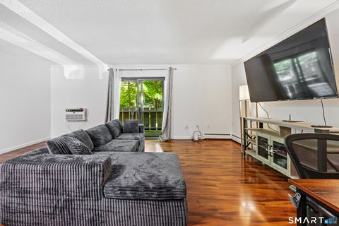 Tiny photo for 7 Sutton Place #7, Bloomfield, CT 06002 (MLS # 24179376)