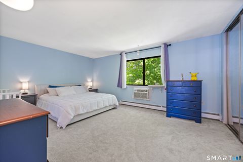 Tiny photo for 7 Sutton Place #7, Bloomfield, CT 06002 (MLS # 24179376)