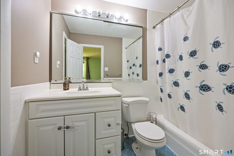 Tiny photo for 7 Sutton Place #7, Bloomfield, CT 06002 (MLS # 24179376)