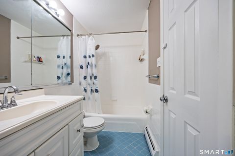 Tiny photo for 7 Sutton Place #7, Bloomfield, CT 06002 (MLS # 24179376)