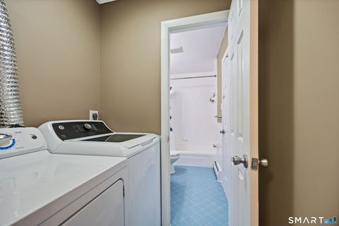 Tiny photo for 7 Sutton Place #7, Bloomfield, CT 06002 (MLS # 24179376)