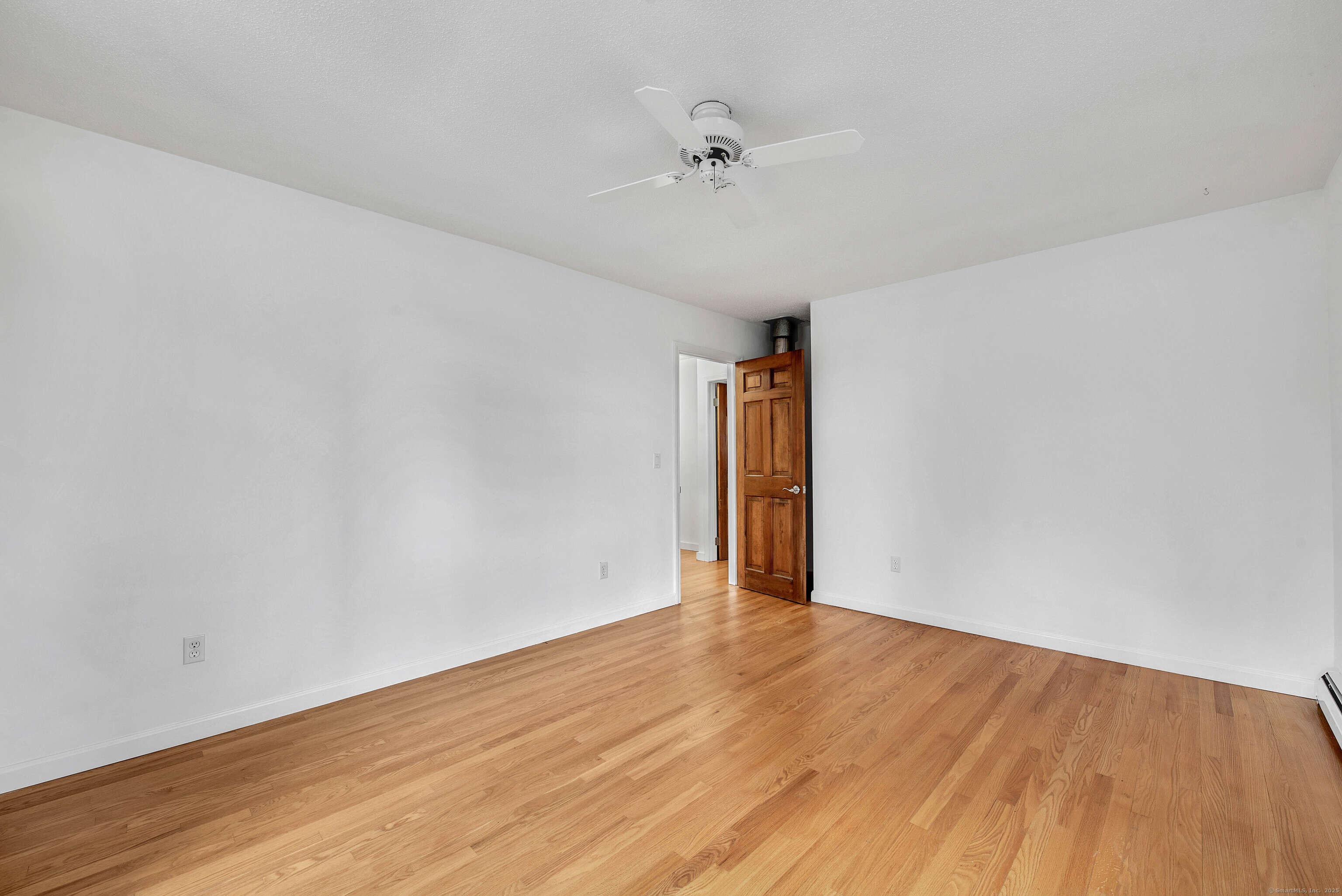 397 Railtree Hill Road, Woodbury, Connecticut image 15