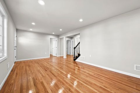 Tiny photo for 50 Garfield Avenue, Middletown, CT 06457 (MLS # 24146788)