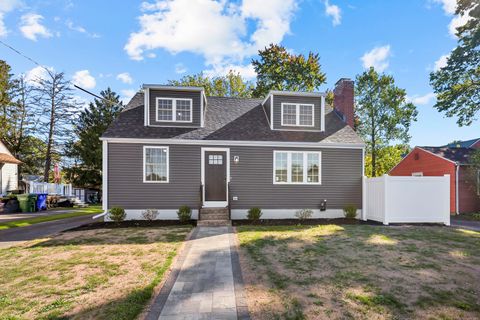 Tiny photo for 50 Garfield Avenue, Middletown, CT 06457 (MLS # 24146788)