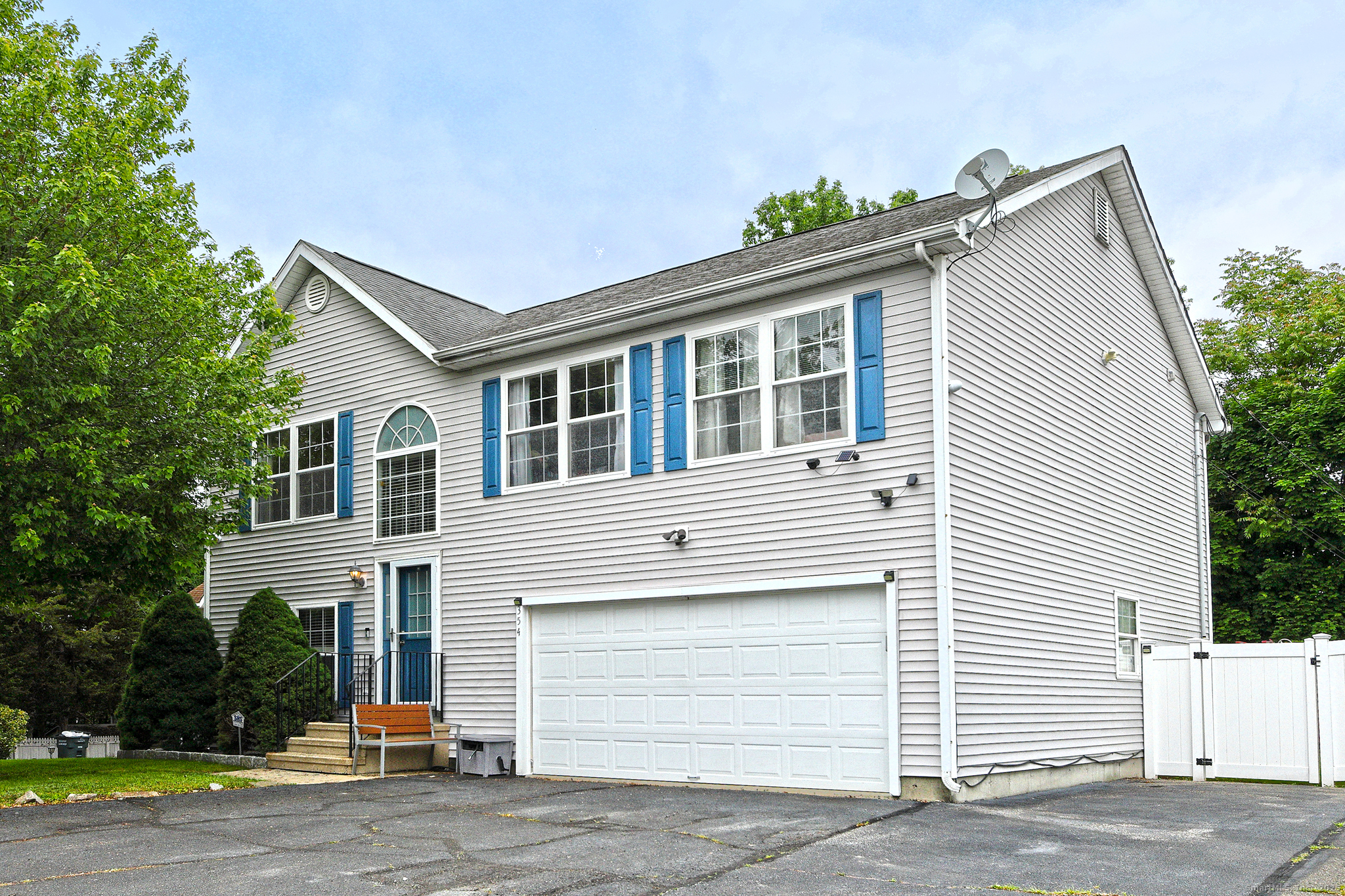 354 Lynne Place, Bridgeport, Connecticut image 1