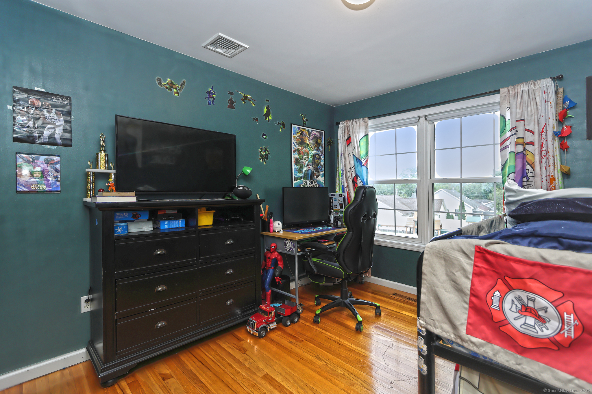 354 Lynne Place, Bridgeport, Connecticut image 17