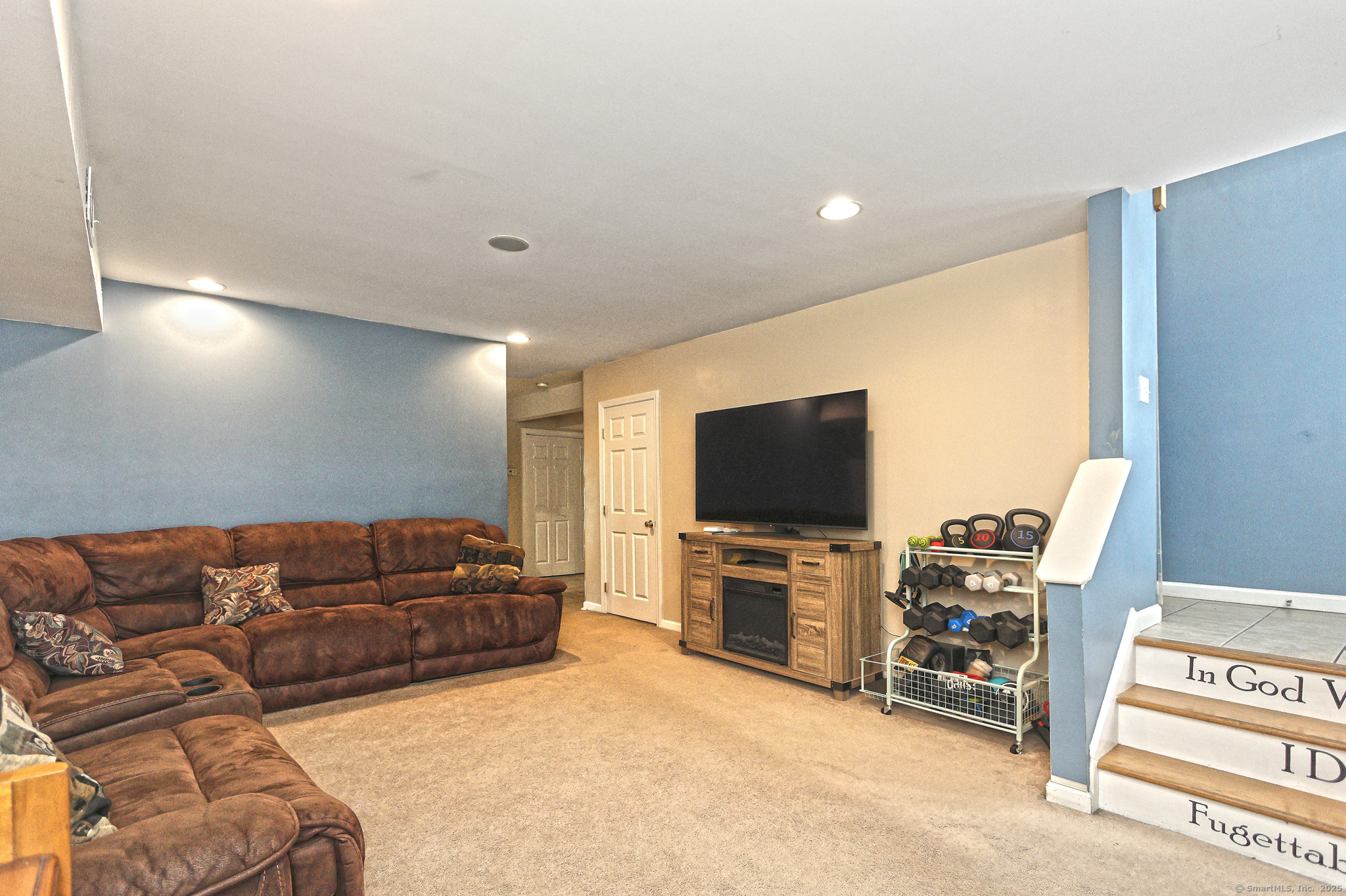 354 Lynne Place, Bridgeport, Connecticut image 27