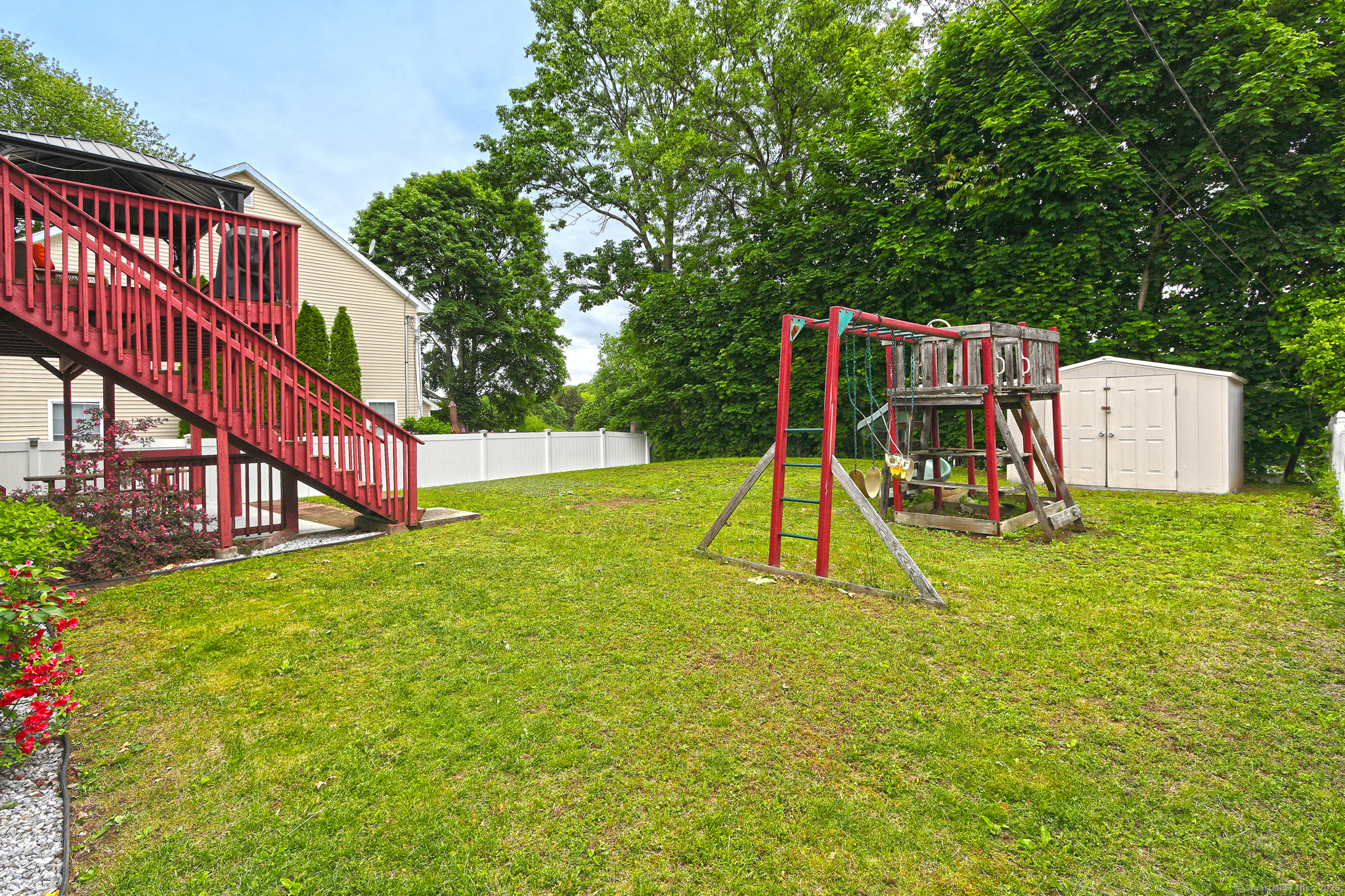354 Lynne Place, Bridgeport, Connecticut image 37