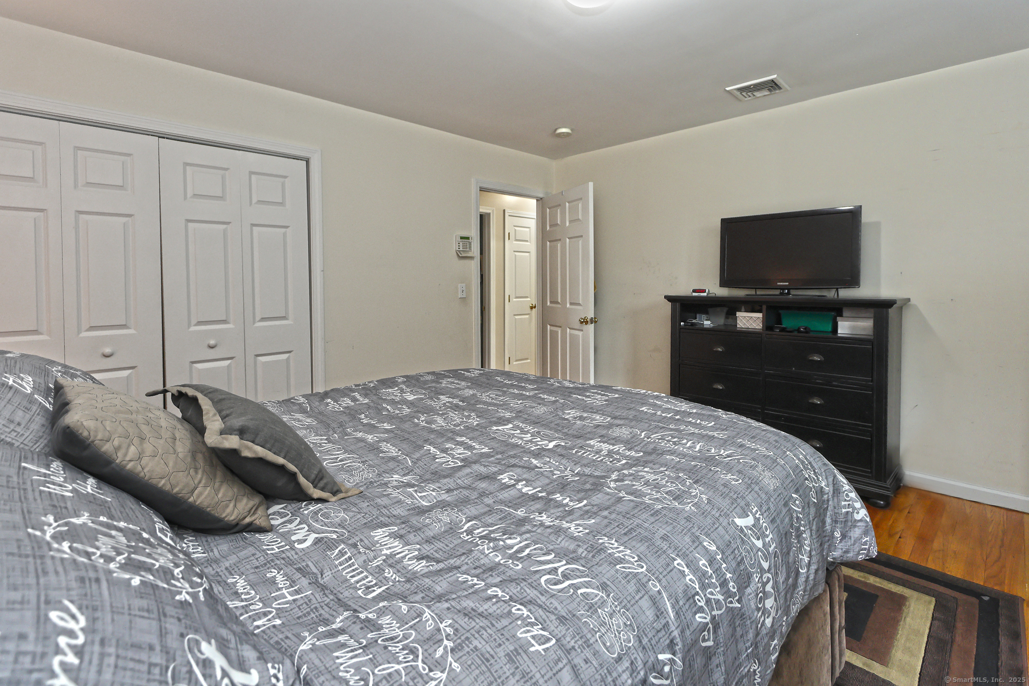 354 Lynne Place, Bridgeport, Connecticut image 22
