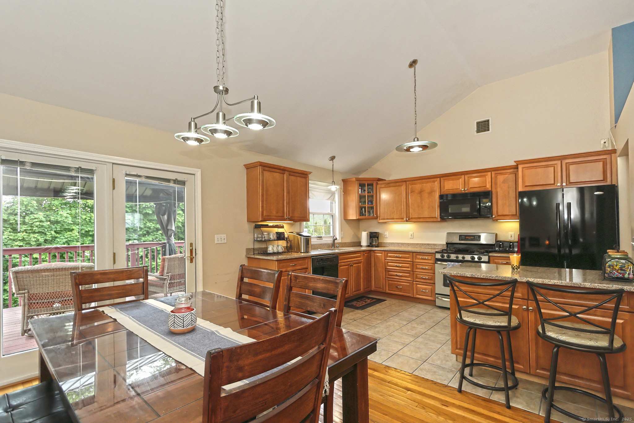 354 Lynne Place, Bridgeport, Connecticut image 6