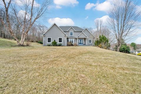 4 Jonathan Drive Ellington CT 06029