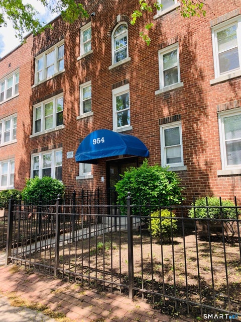 Photo of 956 Capitol Avenue #C1, Hartford, CT 06106 (MLS # 24207349)