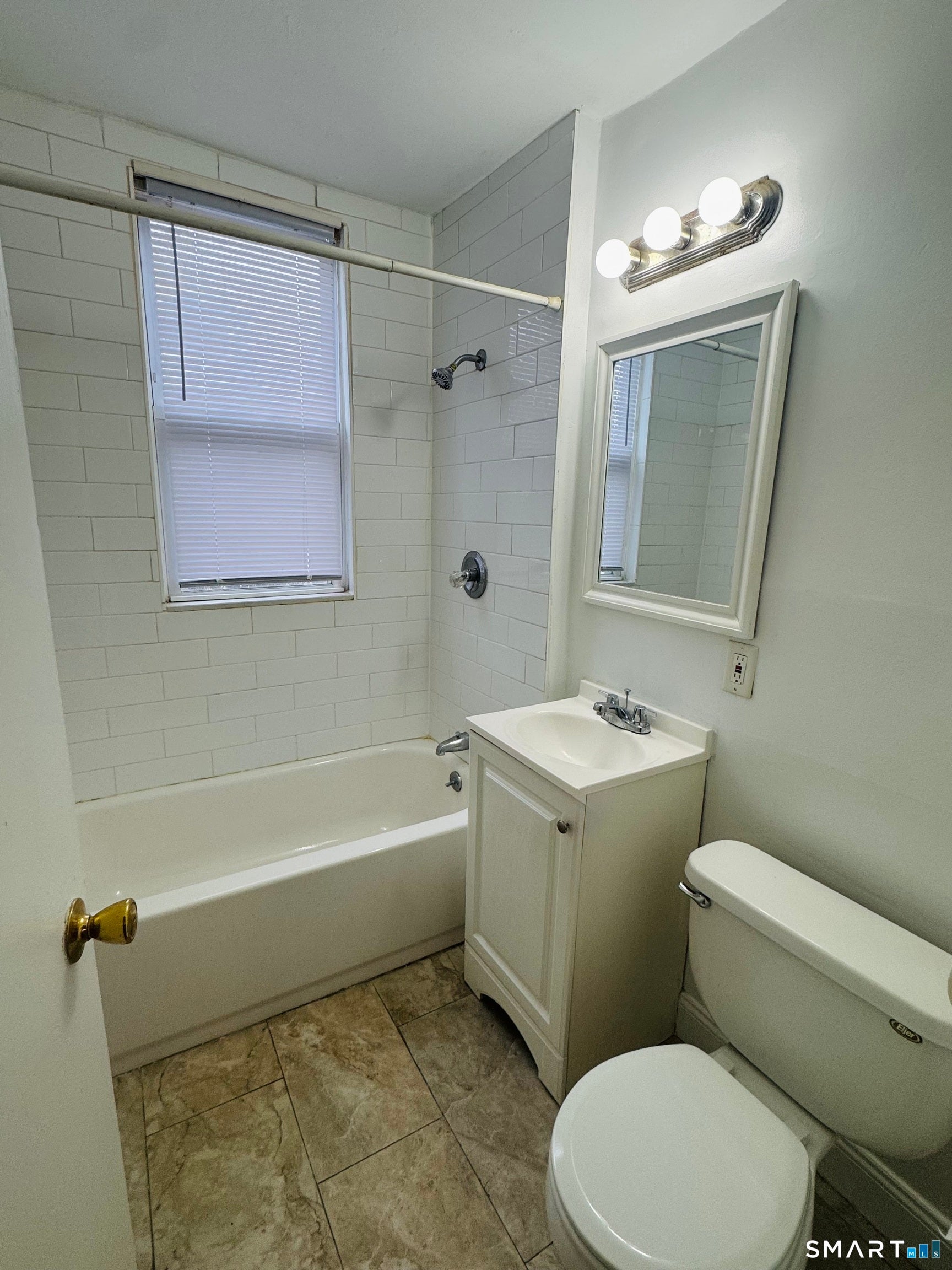 956 Capitol Avenue C1