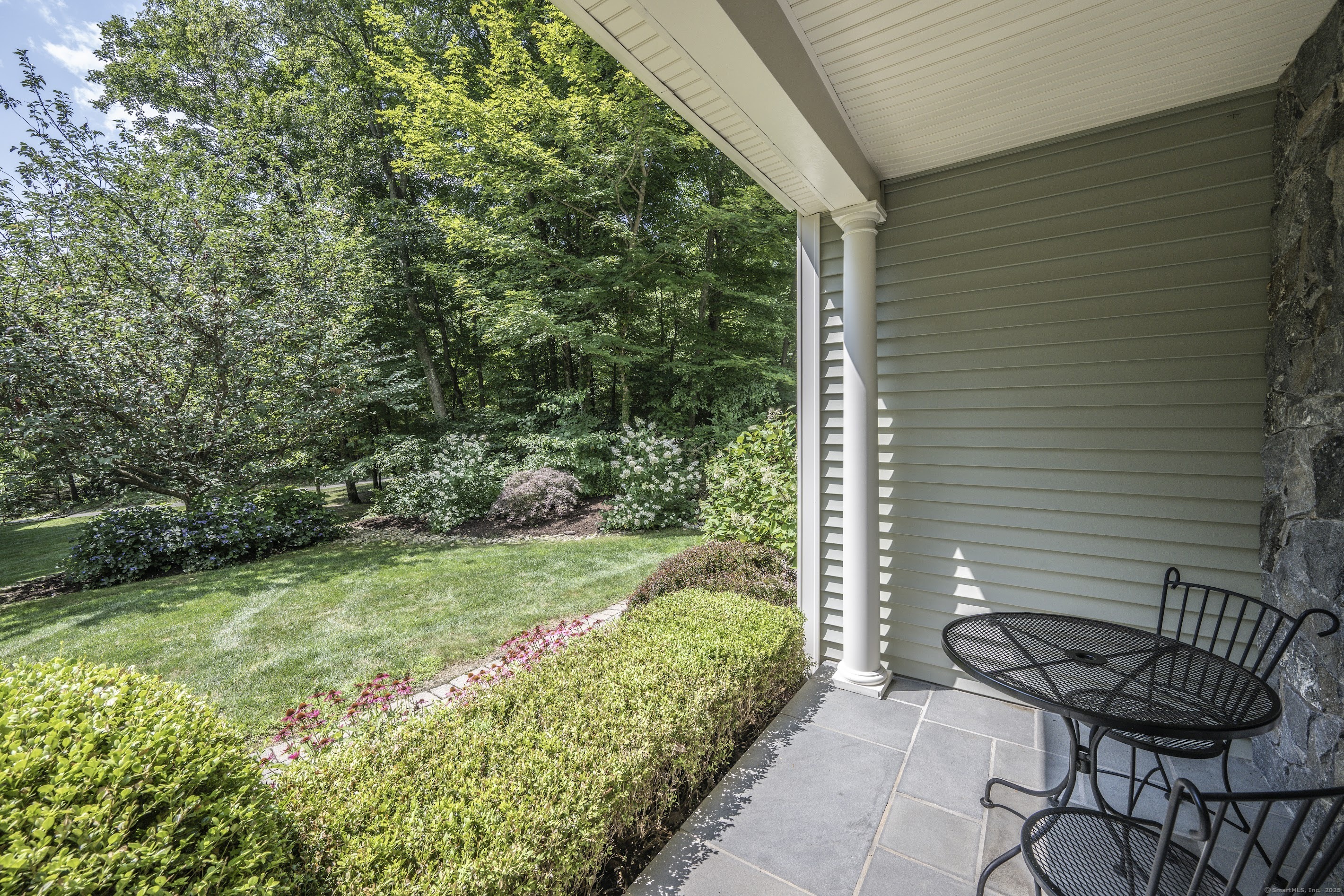 16 Devonshire Lane