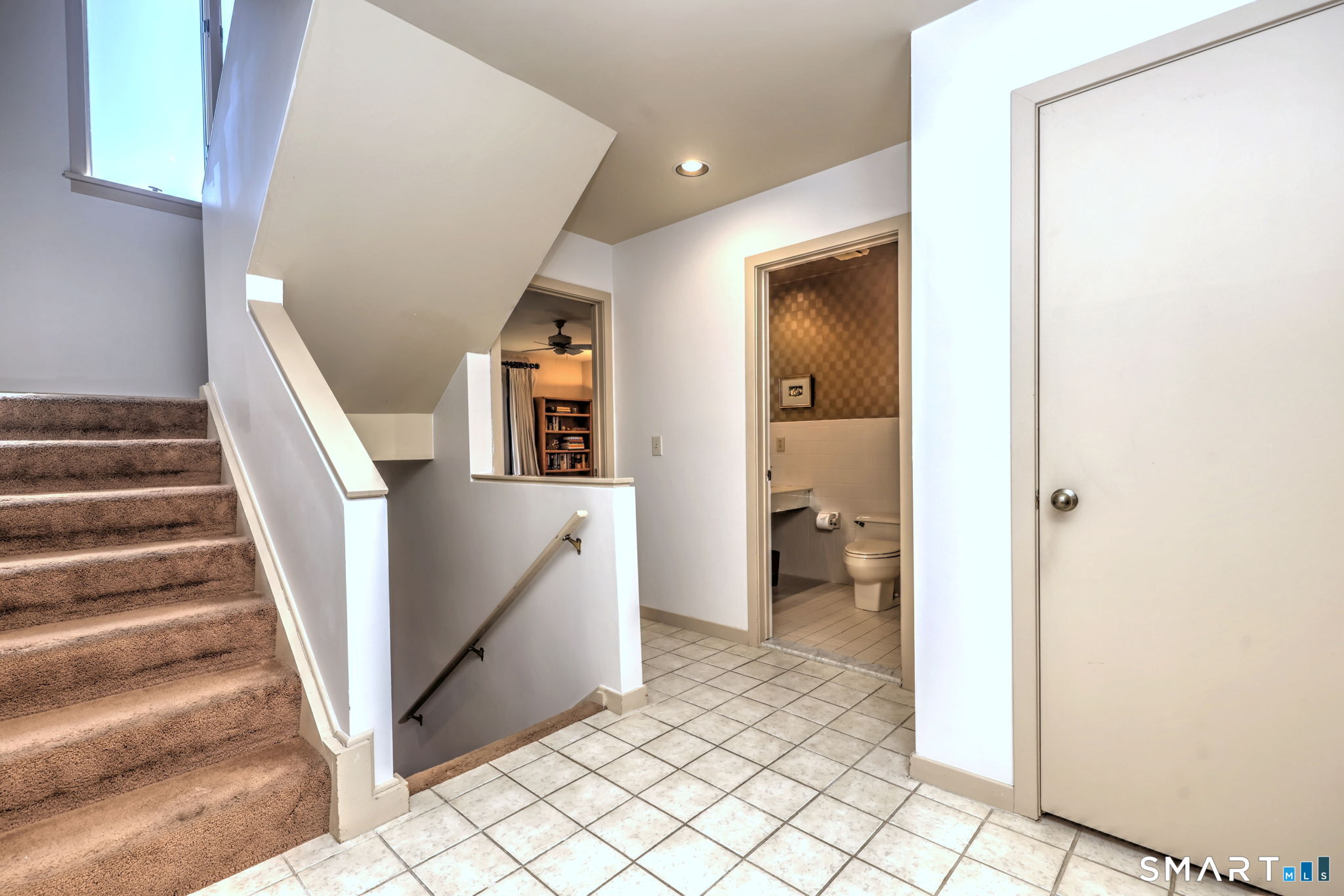 690 Forest Road 472