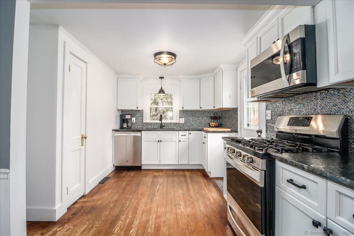 123 Chestnut Land Road, New Milford, Connecticut image 12