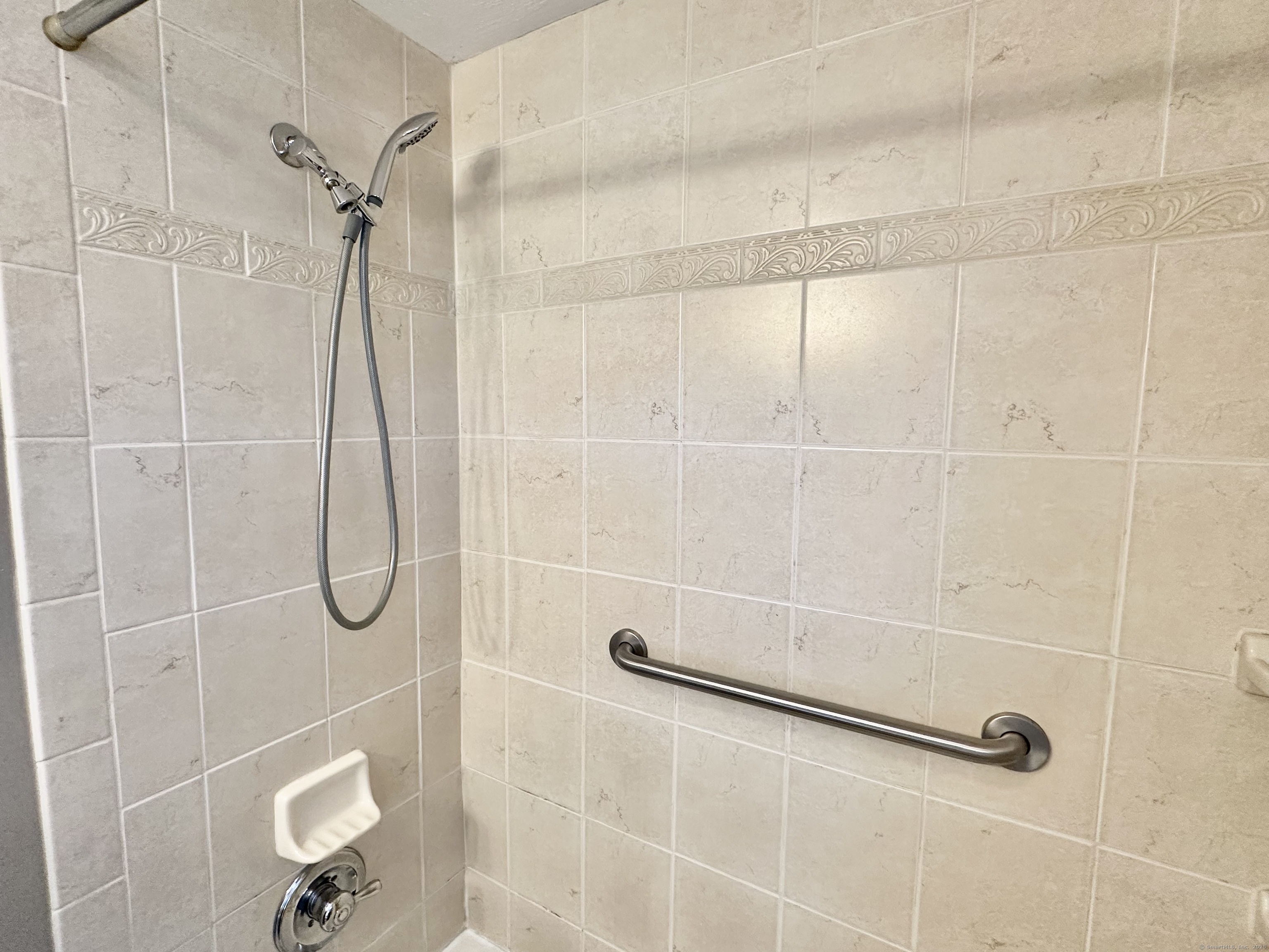 271 Marcia Drive, Bristol, Connecticut image 19