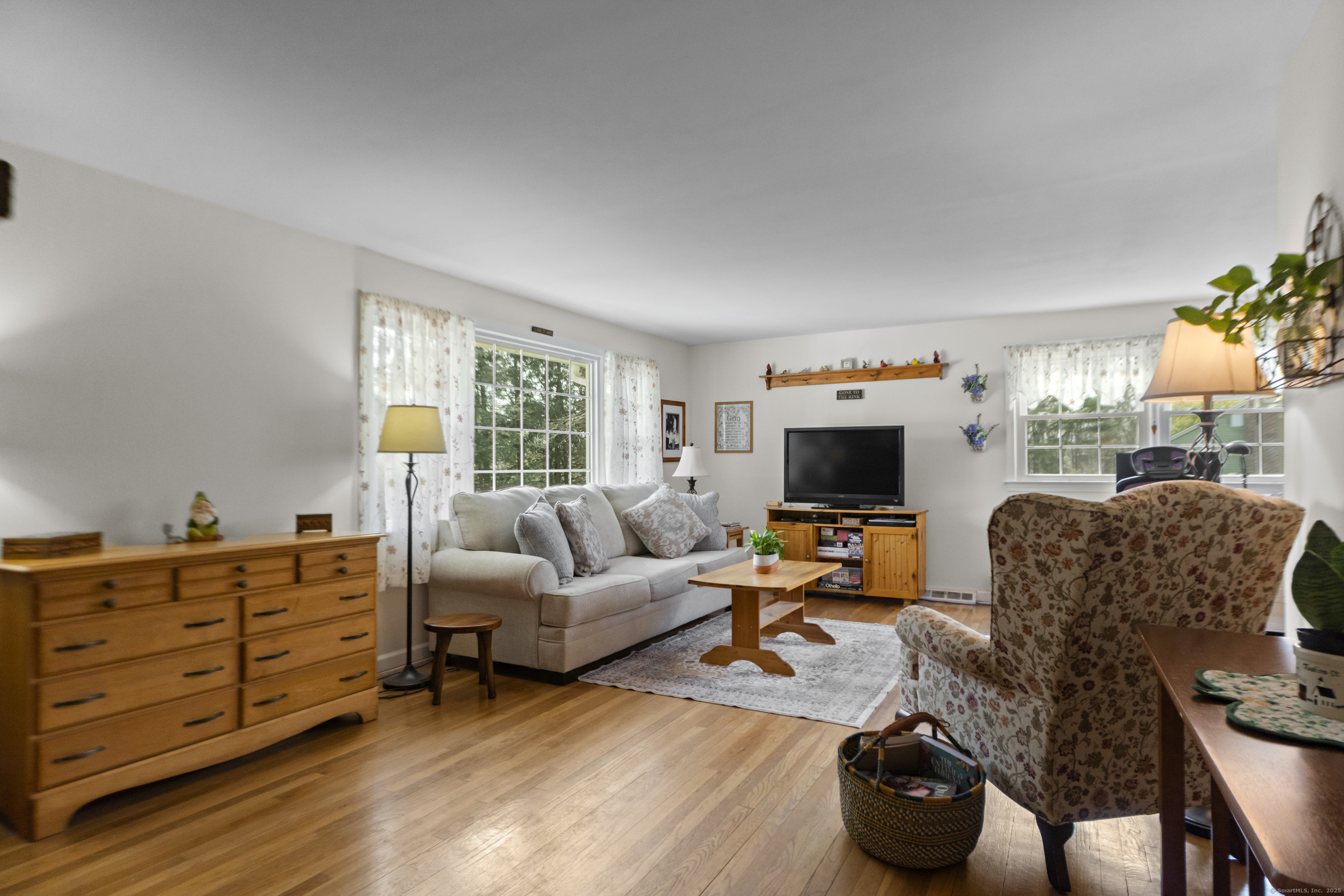 45 Verbena Court, Cheshire, Connecticut image 4