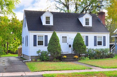 Photo of 30 Lovell Avenue, Windsor, CT 06095 (MLS # 24133994)