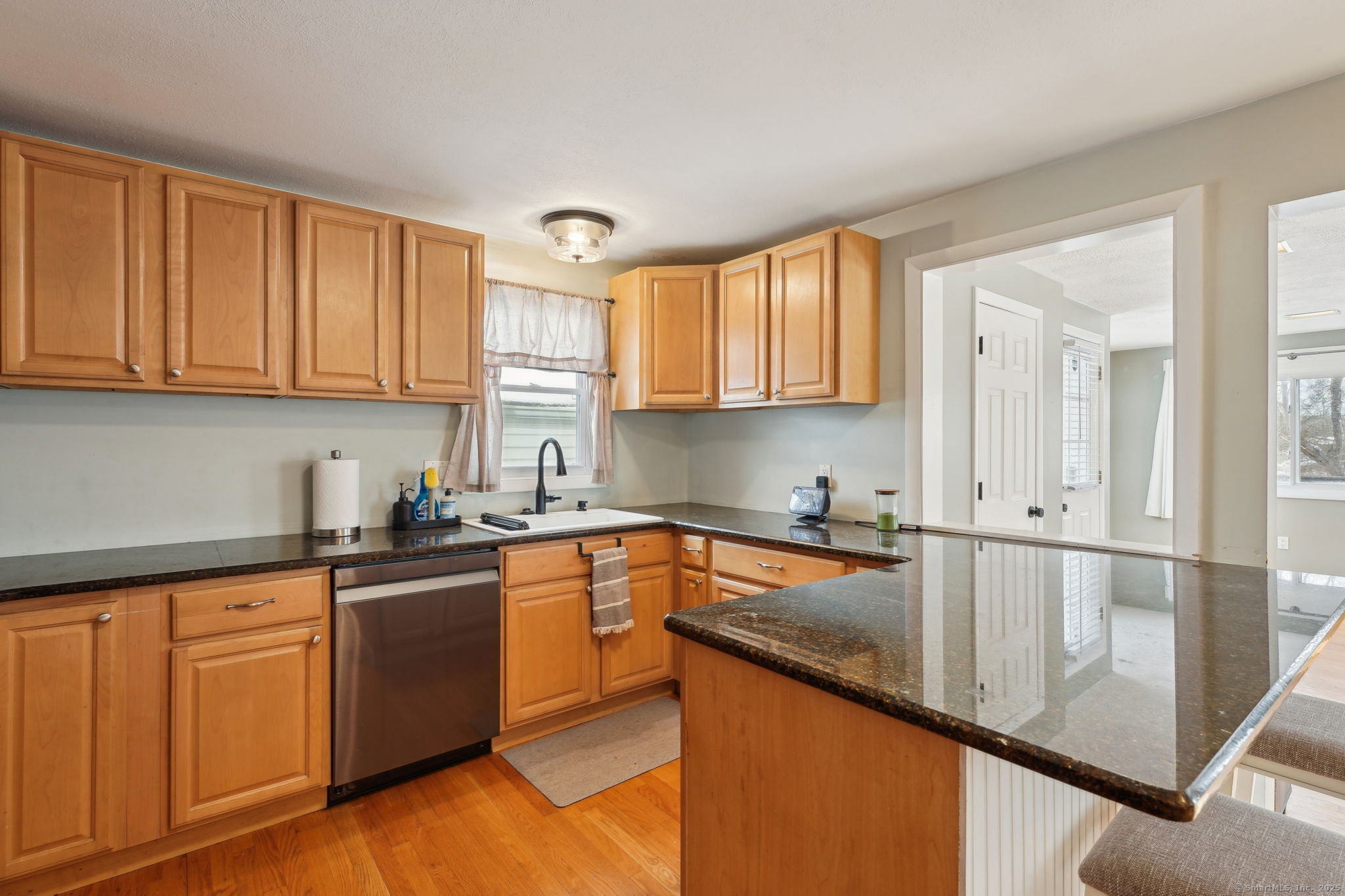 66 Connecticut Boulevard, Montville, Connecticut image 3