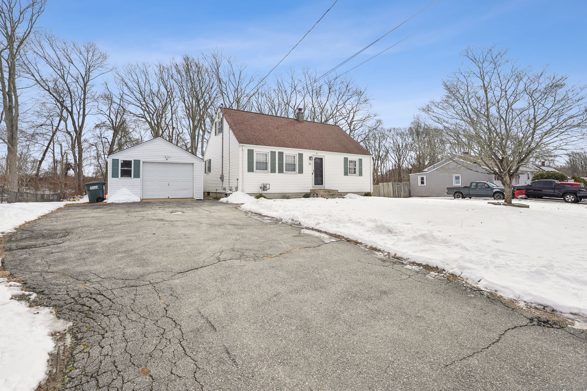 66 Connecticut Boulevard, Montville, Connecticut image 2
