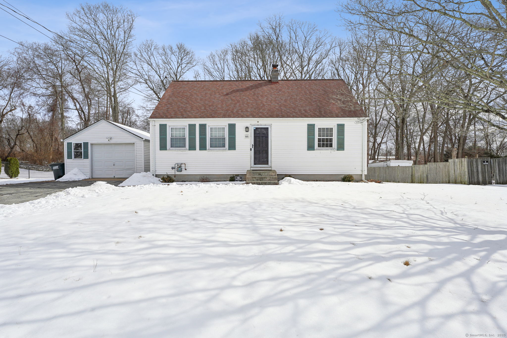 66 Connecticut Boulevard, Montville, Connecticut image 1