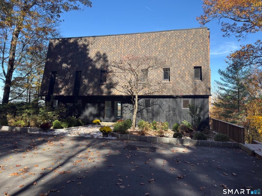 12 HILLCREST CT, RIDGEFIELD, CT 06877 - Image d20fbcd98ed32930cbd6faf945f4325d/2290364714