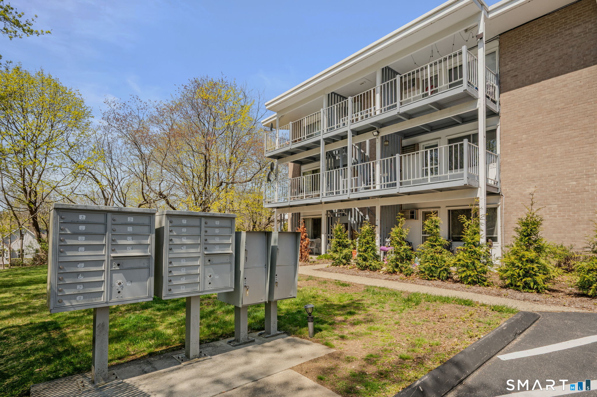 280 Gardner Avenue D3