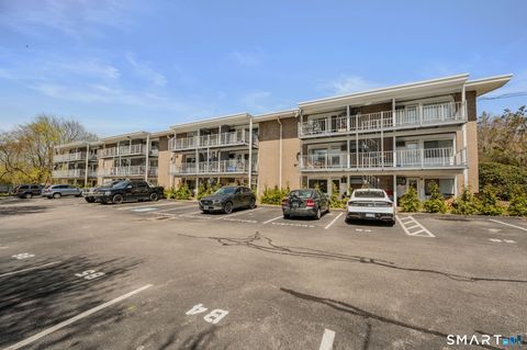 Tiny photo for 280 Gardner Avenue #D3, New London, CT 06320 (MLS # 24169677)