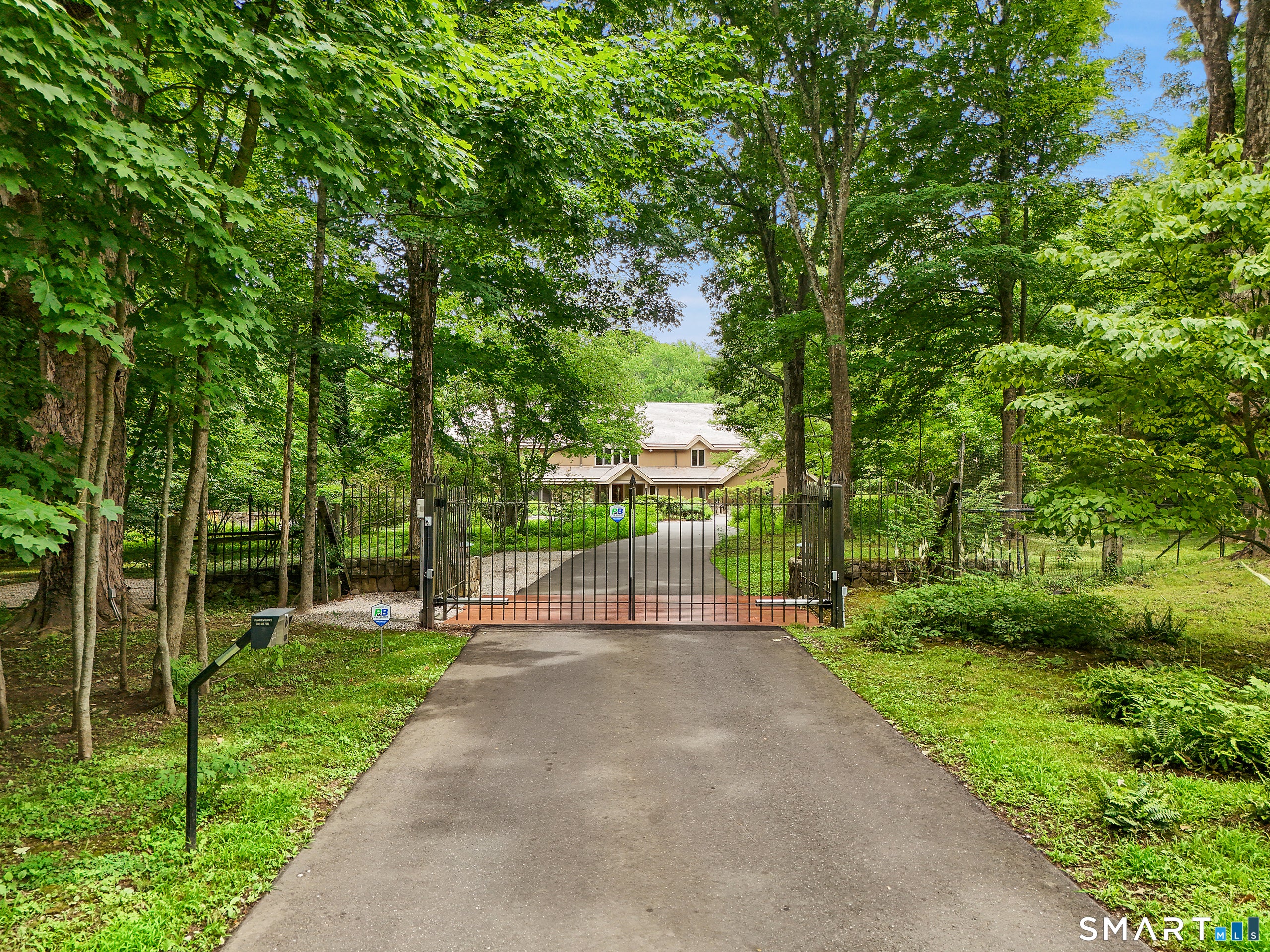 30 Oenoke Lane
