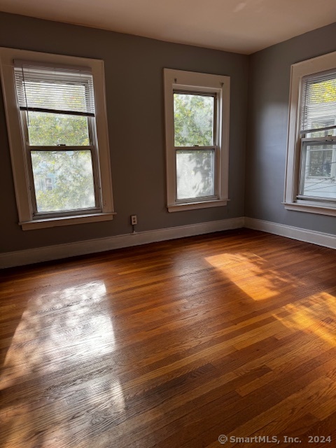 New Haven, Connecticut 06511, United States, 8 Bedrooms Bedrooms, ,3 BathroomsBathrooms,Residential,Active,42298