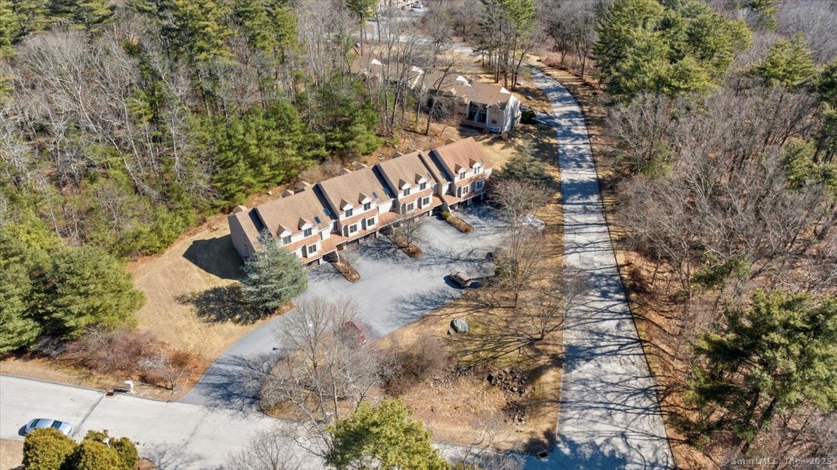 3 Westside Drive #APT 15, Thompson, Connecticut image 34