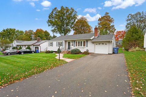 Photo of 29 Sunnyside Road, Newington, CT 06111 (MLS # 24133638)